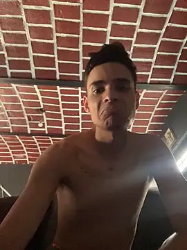 Snapshot of brianor89 chatting on October 1, 2:23 pm brianor89 online show from October 1, 2:23 pm