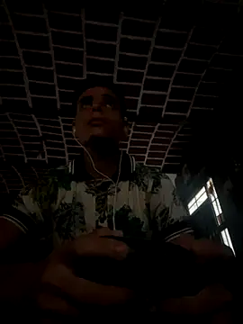 Snapshot of brianor89 chatting on October 16, 1:01 pm brianor89 online show from October 16, 1:01 pm