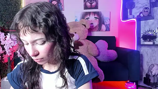 Snapshot of _liathompsom09 chatting on February 24, 11:03 pm liathompsom09 online show from February 24, 11:03 pm