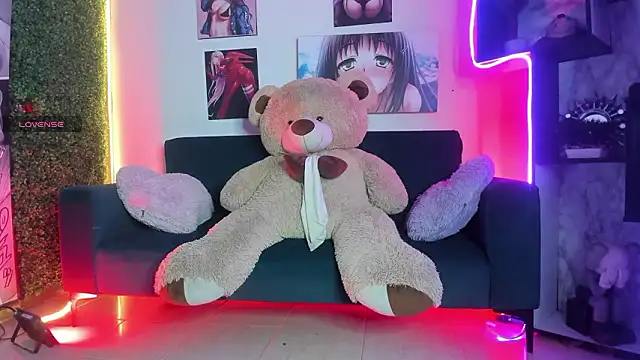 Snapshot of _liathompsom09 chatting on March 3, 10:59 pm liathompsom09 online show from March 3, 10:59 pm