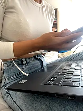 Snapshot of DulceMya6 chatting on September 19, 8:53 pm DulceMya6 online show from September 19, 8:53 pm