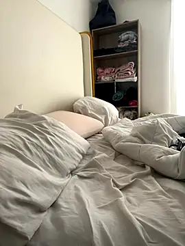 Snapshot of DulceMya6 chatting on October 8, 1:31 pm DulceMya6 online show from October 8, 1:31 pm