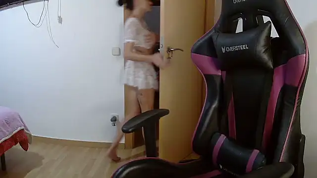 Vampirosa online show from October 11, 9:52 am