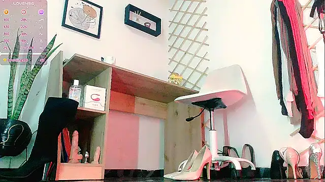 myla sarah online show from December 13, 7:53 pm