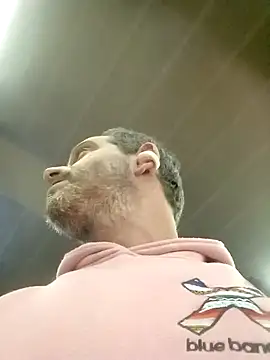 Snapshot of maxbigol chatting on December 2, 4:09 pm maxbigol online show from December 2, 4:09 pm