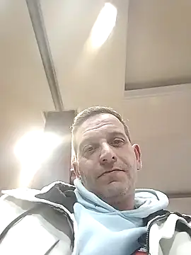 Snapshot of maxbigol chatting on January 24, 9:05 pm maxbigol online show from January 24, 9:05 pm