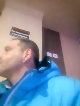 Snapshot of maxbigol chatting on January 27, 5:48 pm maxbigol online show from January 27, 5:48 pm