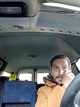 Snapshot of maxbigol chatting on October 2, 7:48 am maxbigol online show from October 2, 7:48 am