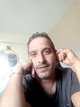 Snapshot of maxbigol chatting on November 3, 2:07 pm maxbigol online show from November 3, 2:07 pm