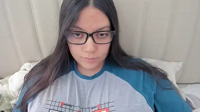 roniewester online show from March 13, 7:50 pm