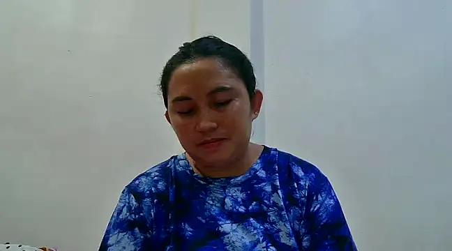 Snapshot of LalaiAsian chatting on December 8, 3:24 pm LalaiAsian online show from December 8, 3:24 pm