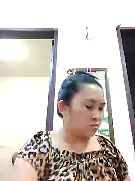 Snapshot of LalaiAsian chatting on December 17, 6:42 pm LalaiAsian online show from December 17, 6:42 pm