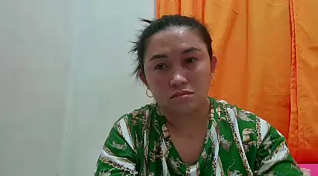 Snapshot of LalaiAsian chatting on December 22, 10:58 pm LalaiAsian online show from December 22, 10:58 pm