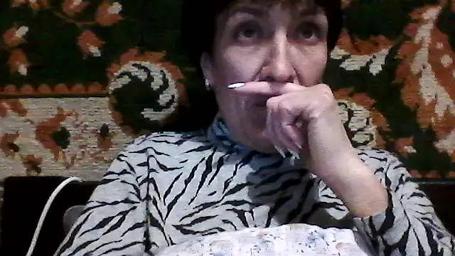 SunnyAmorre online show from May 3, 8:26 pm