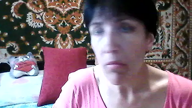 SunnyAmorre online show from May 8, 8:52 am
