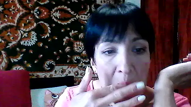 SunnyAmorre online show from May 28, 8:00 am