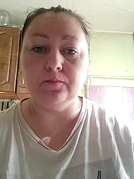 Rini333 online show from March 25, 9:37 am