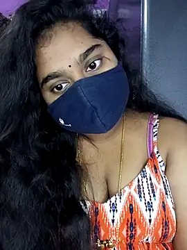 Snapshot of riya-baby chatting on January 11, 1:32 pm riya-baby online show from January 11, 1:32 pm