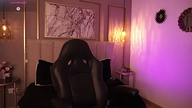 Samantha Brooke online show from March 21, 2:31 pm