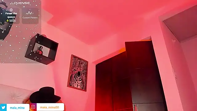 Sharon smiith online show from October 4, 12:19 am