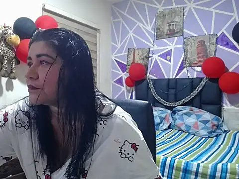 Snapshot of sofia_millerx chatting on February 12, 8:26 pm sofia millerx online show from February 12, 8:26 pm