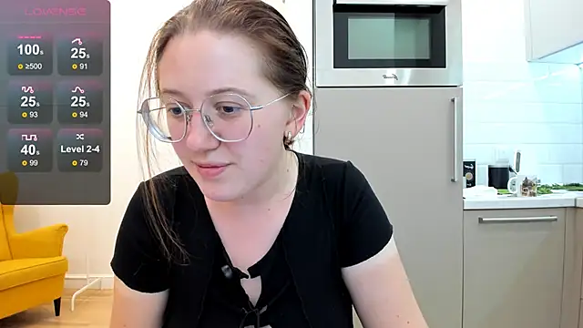 Charmy Gracy online show from June 10, 7:02 pm
