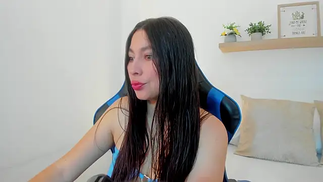 bella 99  online show from July 9, 11:58 am