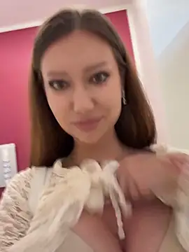 Snapshot of goodforKarina chatting on June 19, 10:08 am goodforKarina online show from June 19, 10:08 am