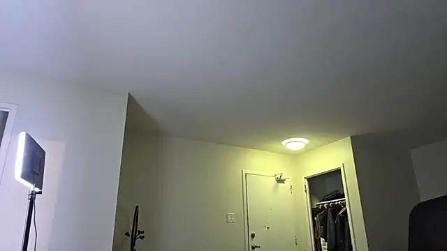 Snapshot of PandaSweets chatting on October 19, 12:44 am PandaSweets online show from October 19, 12:44 am