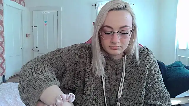 ashleyblaydex online show from February 5, 2:54 pm