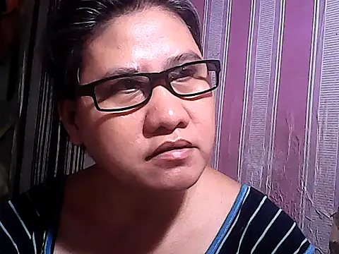 sweetsosie18 online show from October 6, 9:07 am