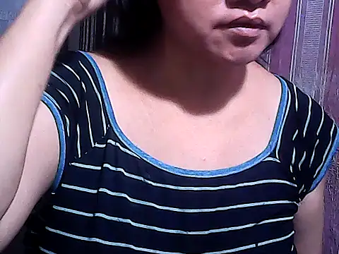 sweetsosie18 online show from October 13, 4:07 pm