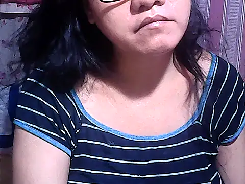 sweetsosie18 online show from November 21, 6:28 pm