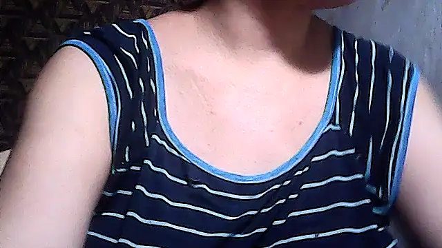 sweetsosie18 online show from March 25, 3:18 pm