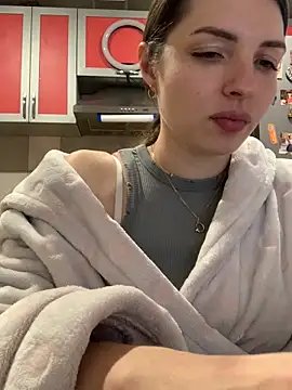 SeducingYoghourt online show from February 25, 5:00 pm