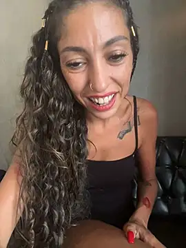 amanilouve online show from March 22, 6:54 am