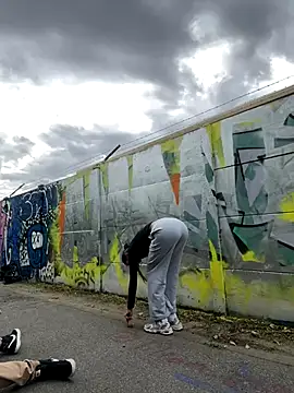 amanilouve online show from September 25, 2:43 pm