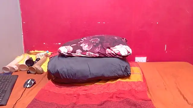 Snapshot of MatureBootyBabe4Uxx chatting on February 7, 12:58 am MatureBootyBabe4Uxx online show from February 7, 12:58 am