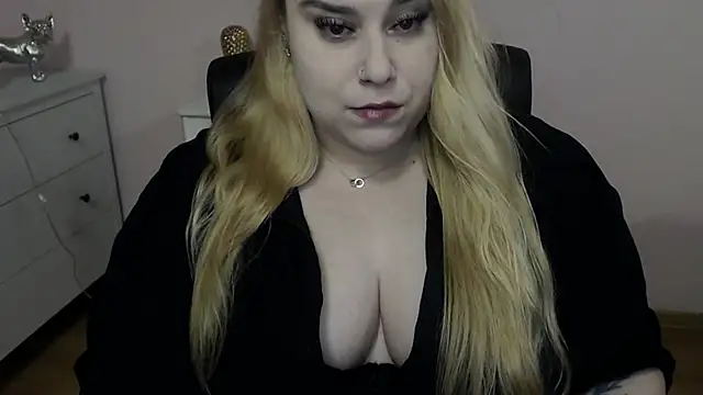 Snapshot of XgloryHAILEY chatting on July 7, 8:57 pm XgloryHAILEY online show from July 7, 8:57 pm