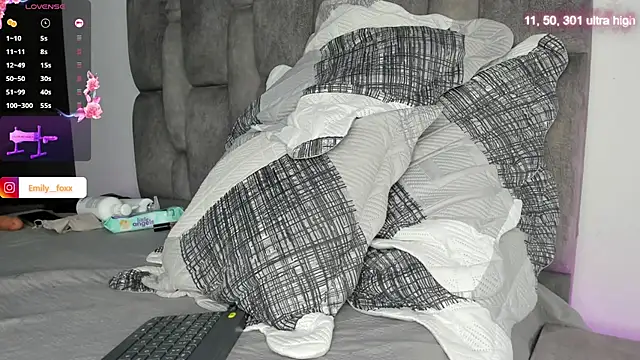 emily fox1 online show from February 19, 10:33 am