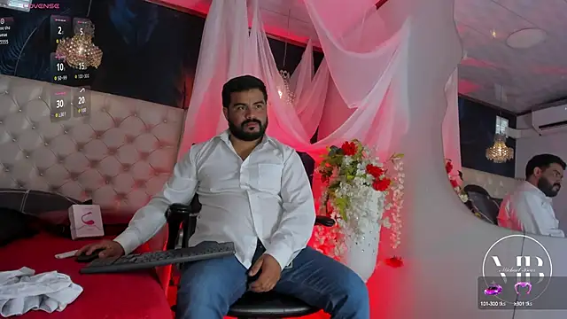 MichaelBear  online show from September 14, 2:27 pm