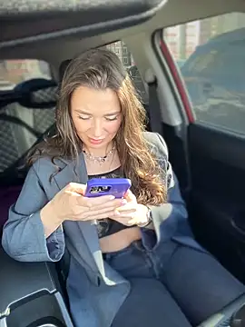 Emma Catt online show from March 16, 3:25 am