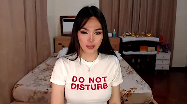 LoveMarieFoxxx online show from February 2, 7:14 pm