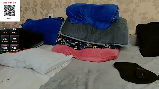 MartinBrandon online show from April 9, 4:23 pm