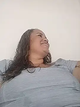 LINDAHALLS online show from July 1, 4:51 pm