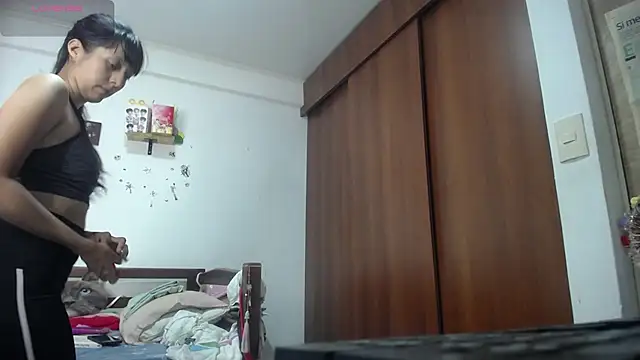 Snapshot of Moon_lunita chatting on November 11, 11:38 pm Moon lunita online show from November 11, 11:38 pm