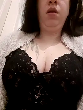 Snapshot of Tinka-Bella-Privat chatting on April 27, 4:54 am Tinka-Bella-Privat online show from April 27, 4:54 am