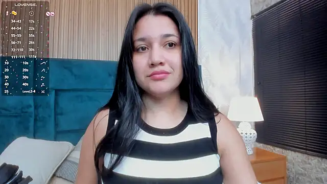 Kareena chopra online show from March 30, 12:39 pm