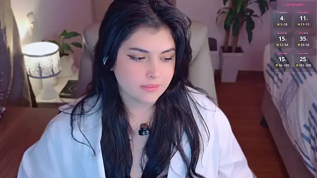 Snapshot of Alyaa_s chatting on April 28, 2:27 am Alyaa s online show from April 28, 2:27 am