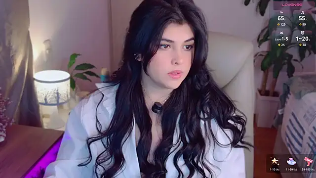 Snapshot of Alyaa_s chatting on May 2, 12:59 am Alyaa s online show from May 2, 12:59 am